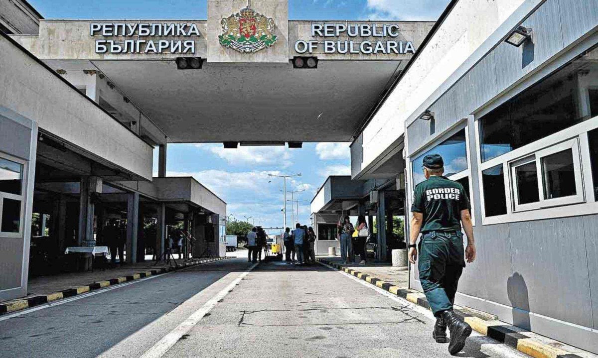 Posto de controle na fronteira da Bulgária, que entrou neste ano para o Espaço Schengen, com a Grécia -  (crédito: Nikoay Doychinov/AFP – 30/6/25)