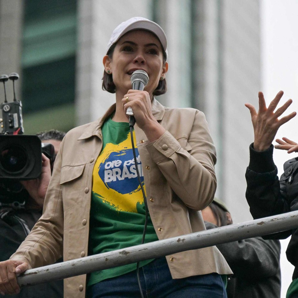 Michelle se pronuncia após voto de Fux por absolvição de Bolsonaro