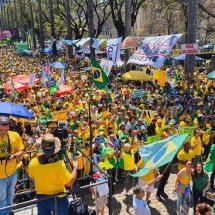 Na Praça da Liberdade, bolsonaristas pedem anistia e 'fora Lula e Moraes' - Jair Amaral/EM/DA Press