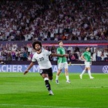 Alemanha bate Irlanda do Norte e vence a primeira pelas Eliminatórias Europeias - No Ataque Internacional