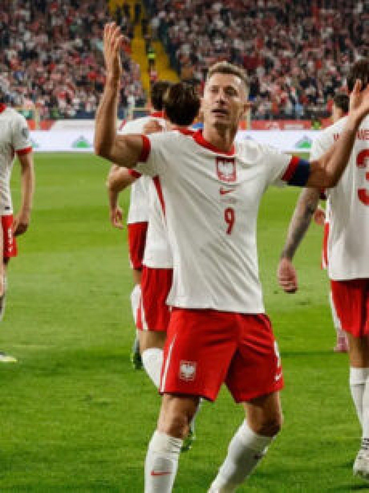 Lewandowski marca na vitória da Polônia sobre a Finlândia nas Eliminatórias Europeias - No Ataque Internacional
