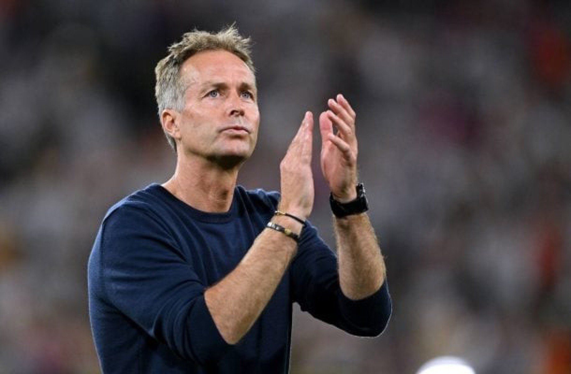 Leverkusen anuncia substituto para Erik ten Hag