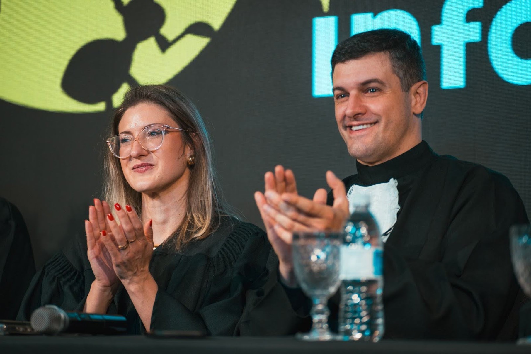 Aline Von Bahten e o Professor Laqua fundadores do Instituto Ocellaris, na formatura da pós graduação
 -  (crédito:  PRAX)