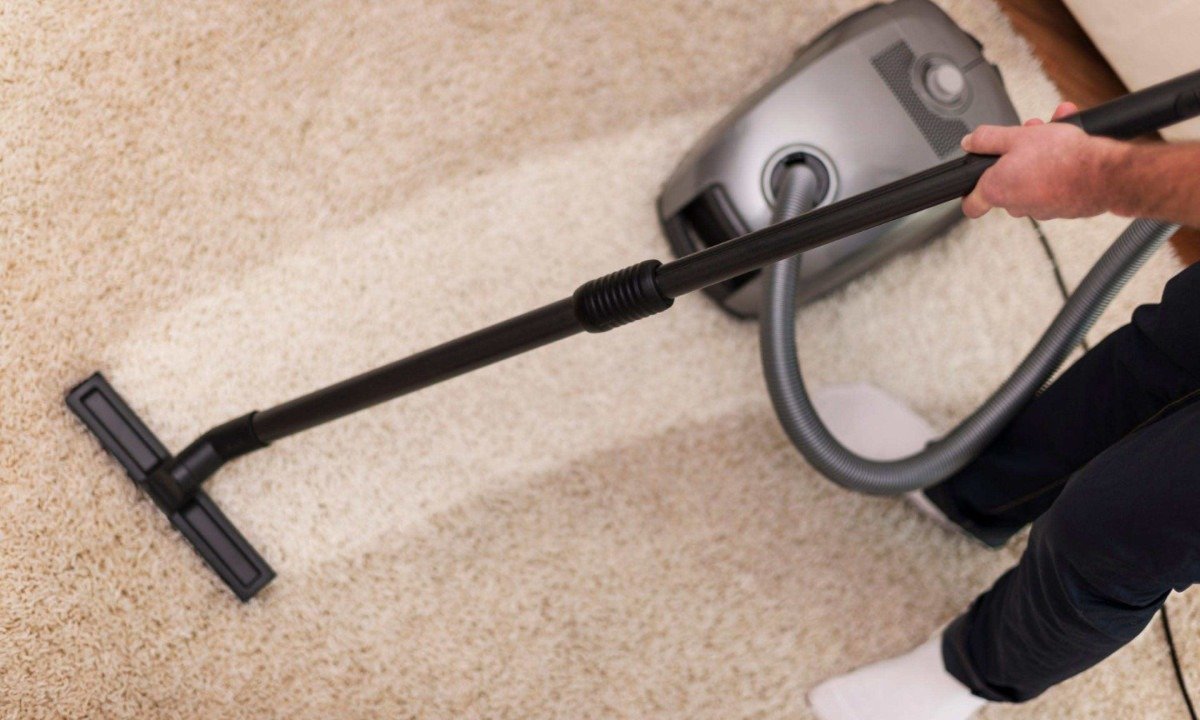 Limpeza de carpetes pode reduzir riscos para alérgicos -  (crédito: DINO)