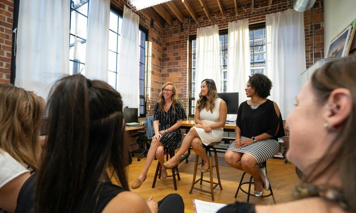 ONG premiada realiza evento para mulheres na tecnologia -  (crédito: DINO)