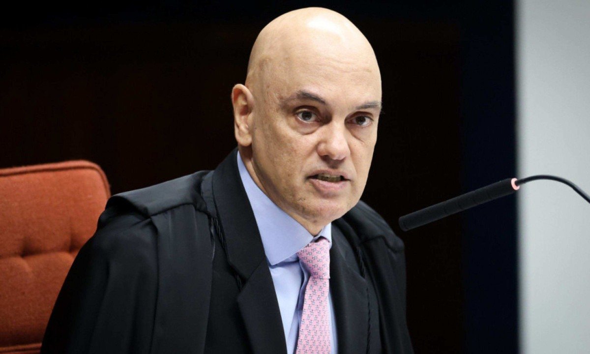 Com aviso de Fux, Moraes inicia voto de julgamento de Bolsonaro no STF -  (crédito:  Gustavo Moreno/STF)