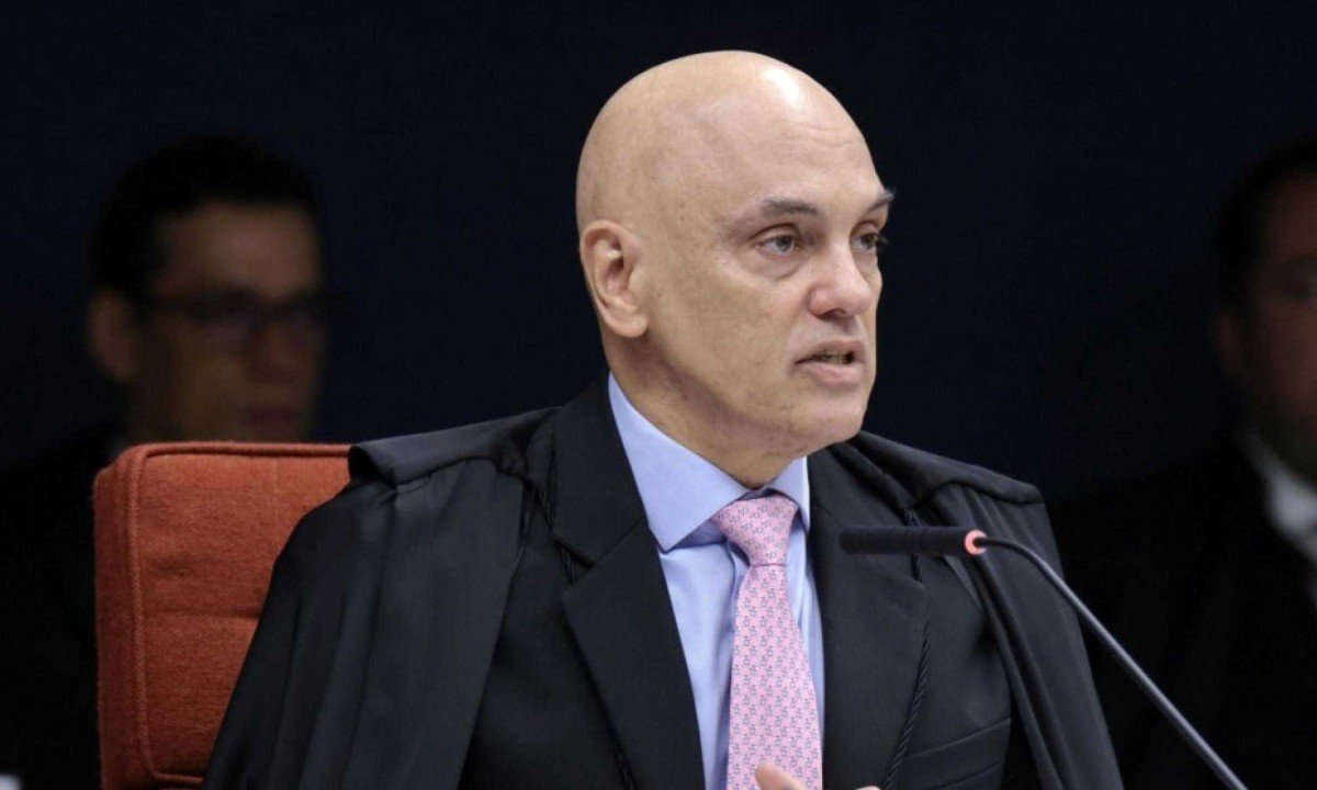Moraes recorre à História para explicar diferentes crimes de Bolsonaro -  (crédito: Platobr Politica)