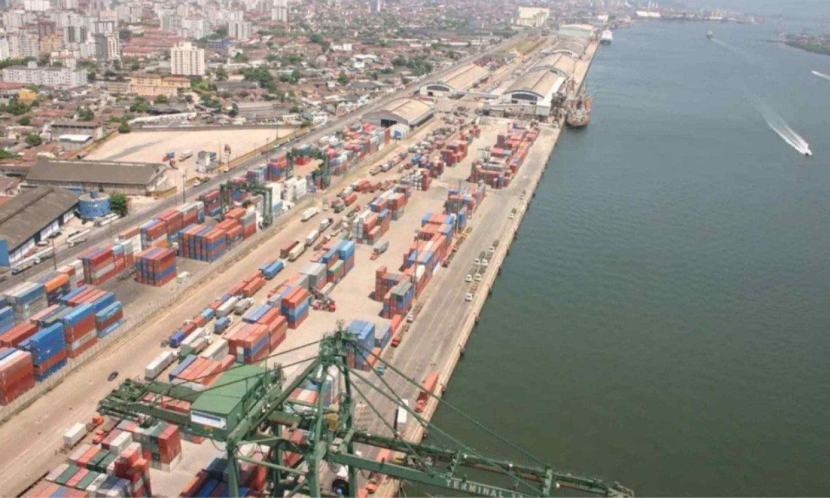Esquema do PCC com combustíveis acende alerta sobre leilão no Porto de Santos -  (crédito: Platobr Economia)