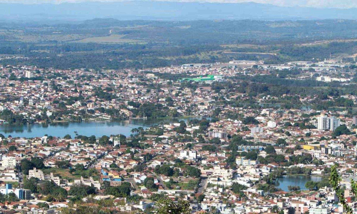 Vista de Sete Lagoas, que receberá um dos sismógrafos para reforçar o monitoramento no município -  (crédito: Edésio Ferreira/EM/D.A Press – 21/5/25)