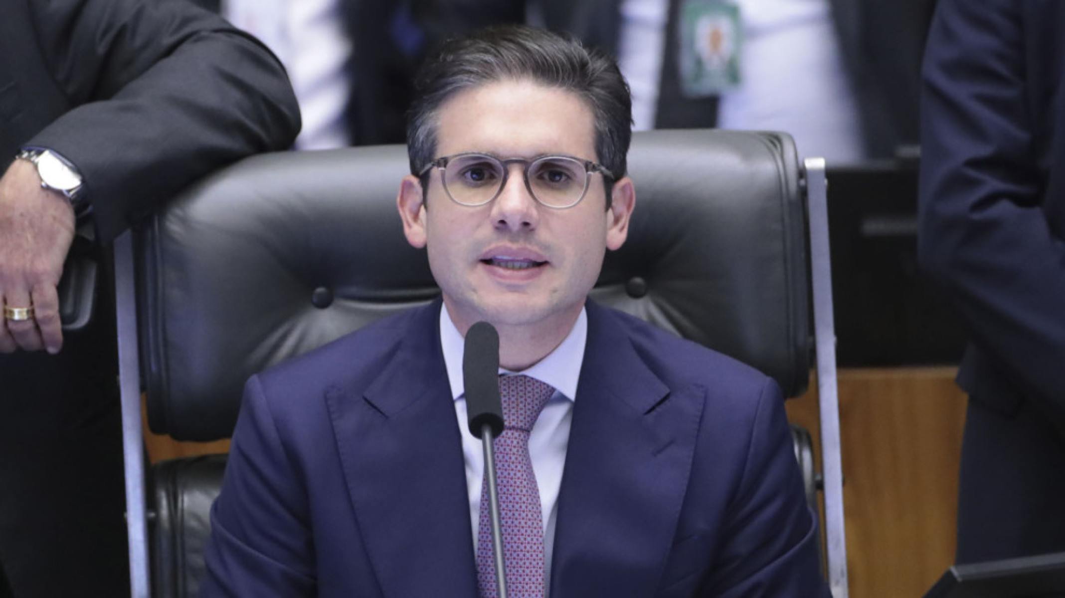 Mesmo com sessões remotas na Câmara, governo teme aprovação da anistia - Platobr Politica