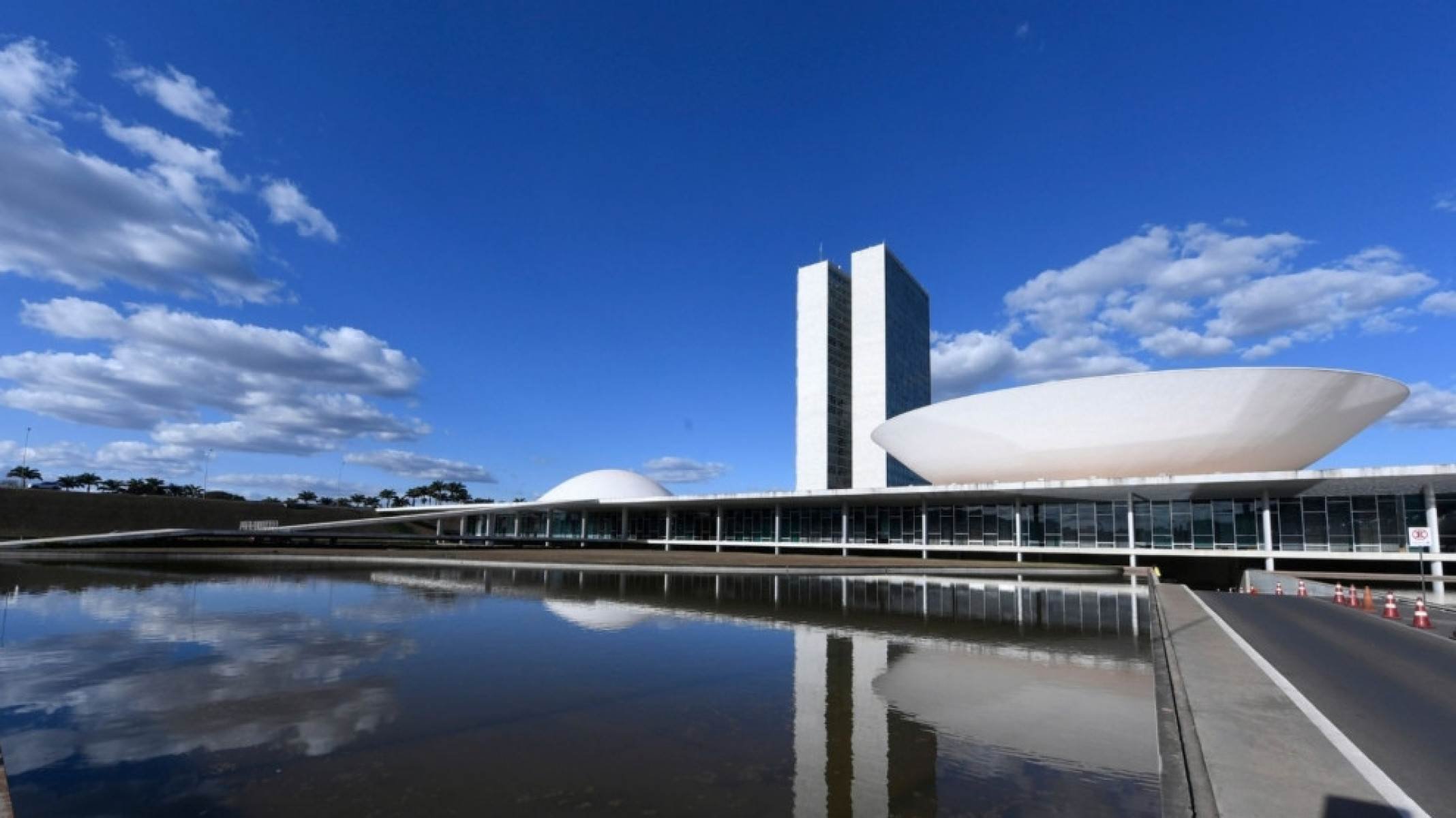 Senado aprova projeto que suspende licença prévia para construção de ferrovias