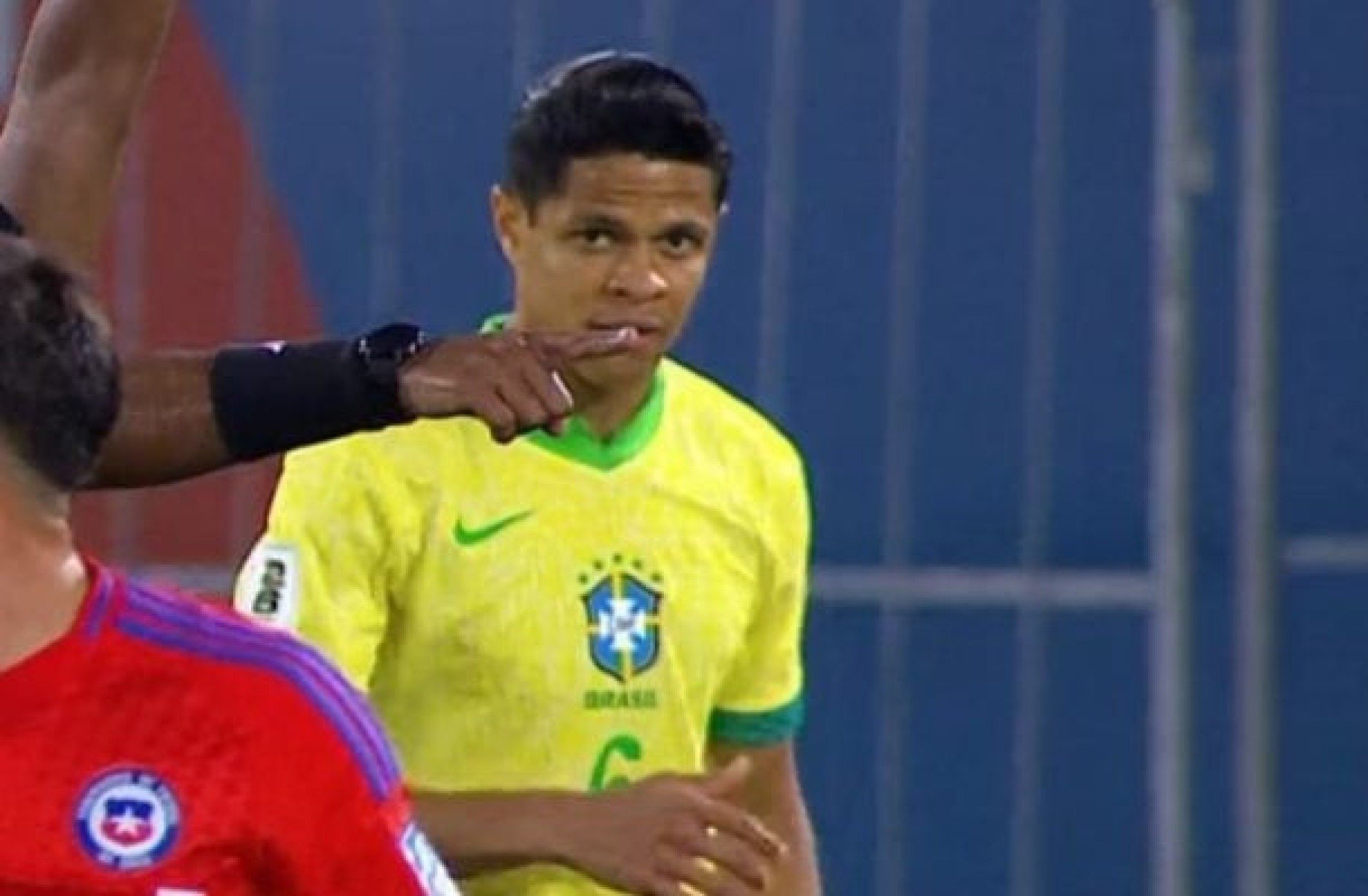 Terrabolistas: “Douglas Santos cavou um pequeno espaço na Copa”