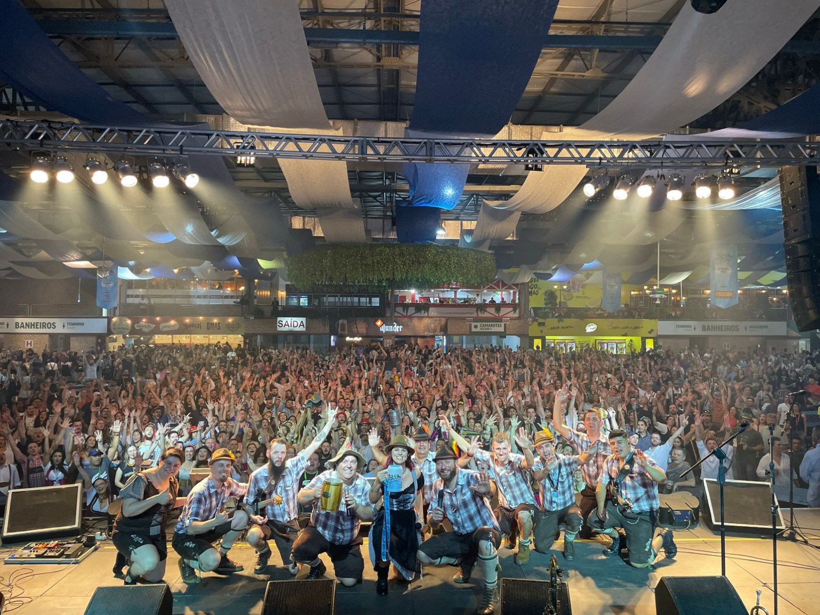 SP Oktoberfest 2025 tem encerramento inédito com Timbalada e Banda do Barril -  (crédito: Divulgação)