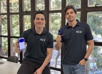 Cofundador da Ecx Pay, João Inneco, e o diretor operacional, Pedro Wanderley comandam a fintech mineira
 -  (crédito: Divulgação)