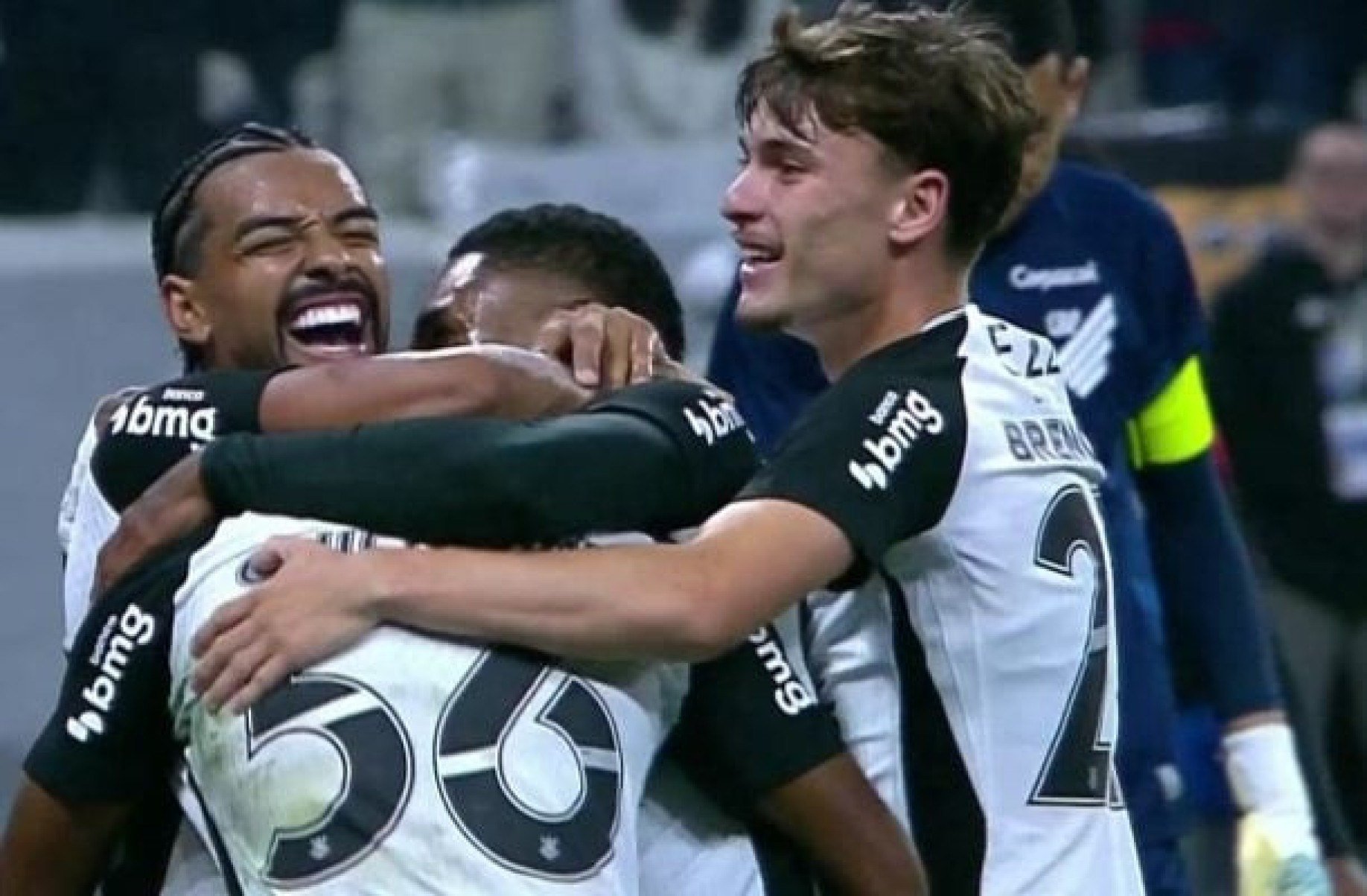 Com show de Gui Negão, Timão vence e está na semifinal da Copa do Brasil