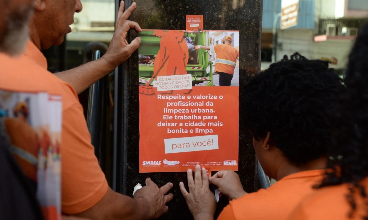 A Superintendência Regional do Trabalho de Minas Gerais lançou uma campanha pela valorização e respeito aos profissionais da limpeza urbana em Belo Horizonte