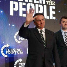 Bolsonaro palestrou em evento de Charlie Kirk nos EUA após perder eleição - Joe Raedle/Getty Images North America/Getty Images via AFP
