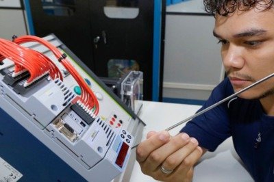 Trilhas de Futuro oferta 50 mil novas vagas em cursos técnicos gratuitos -  (crédito: Cristiano Machado/ Imprensa MG)
