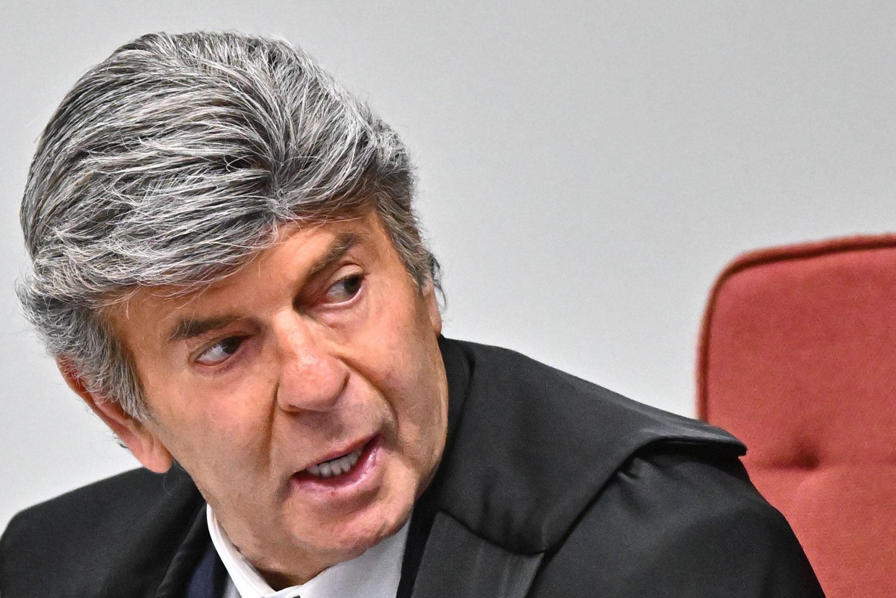 Valdemar cita Fux como futuro candidato ao Senado; líder do PT responde - BBC