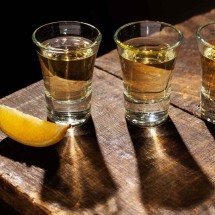 Dia Nacional da Cachaça: conheça receitas de comida com a bebida - Freepik