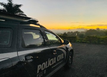 Polícia Civil identificou e prendeu autores 24 horas depois de terem provocado o incêndio -  (crédito: PCMG/Divulgação)