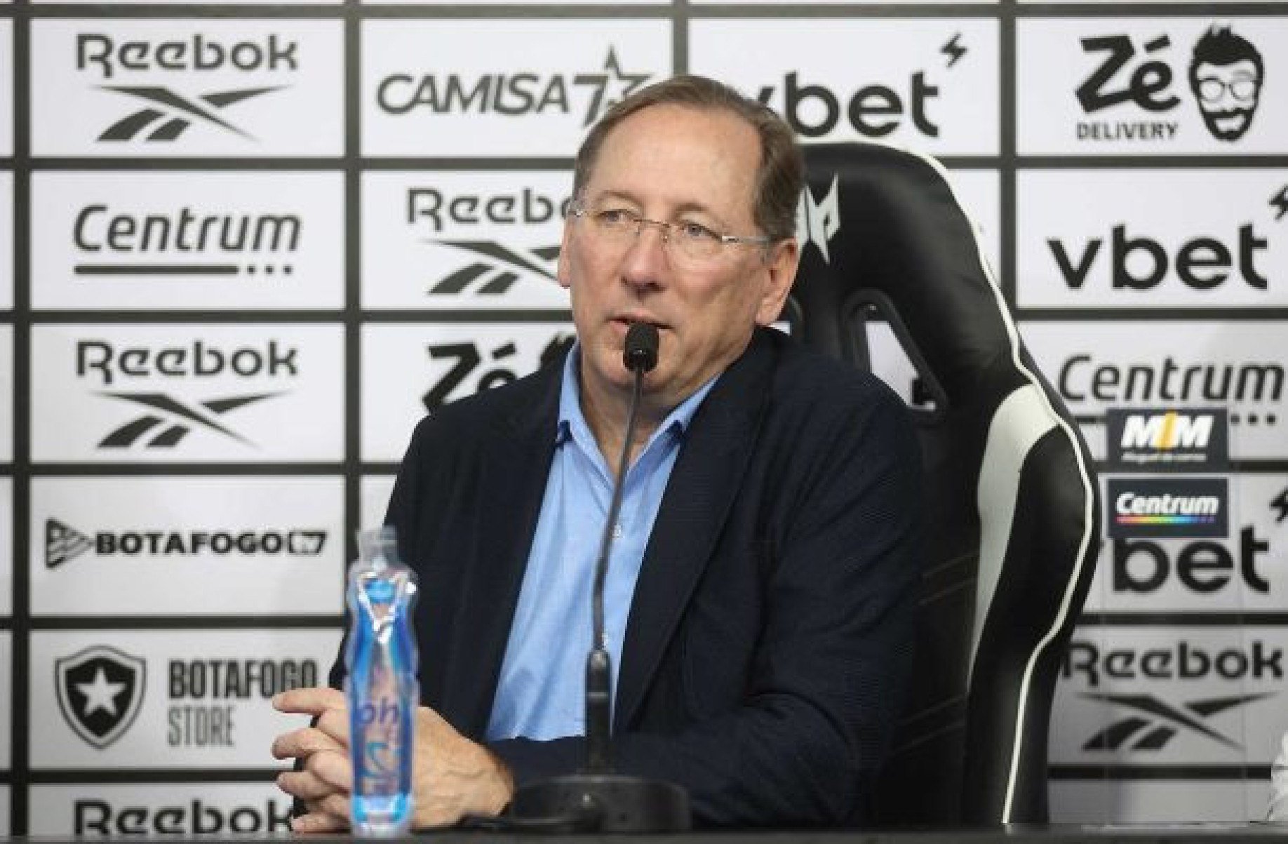 Textor admite erros após eliminação do Botafogo: 'Fracassamos'