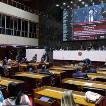 Seu dinheiro pagou conta de até R$ 11 mil para deputado em churrascaria - Daniel Protzner/ALMG