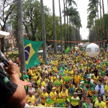 Manifestação de bolsonaristas em defesa do ex-presidente, na praça da liberdade, em belo horizonte -  (crédito: Jair Amaral/EM/D.A Press – 7/9/24)