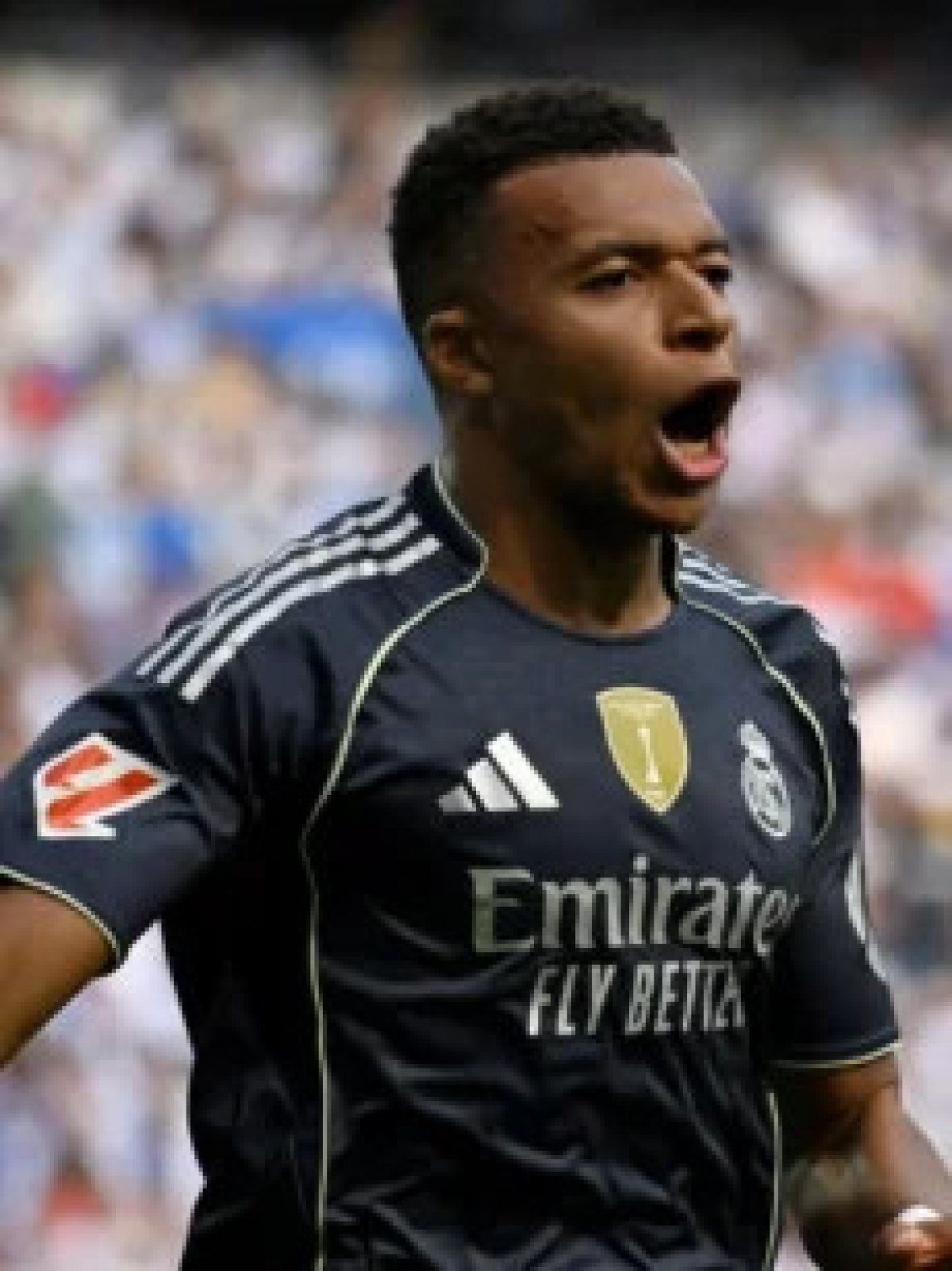 Com um a menos, Real Madrid vence Real Sociedad pelo Espanhol - No Ataque Internacional