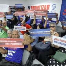 PEC abre caminho para a privatização da Copasa -  (crédito: Guilherme Dardanhan/Reprodução)