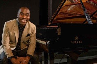 Pianista Hercules Gomes apresenta recital em série de concertos