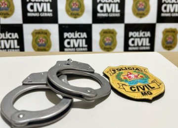 Segundo a Polícia Civil de Minas Gerais (PCMG), a prisão foi um trabalho integrado com a Polícia Federal (PF), a Interpol e o Ministério Público de Minas Gerais (MPMG) -  (crédito: PCMG/Divulgação )