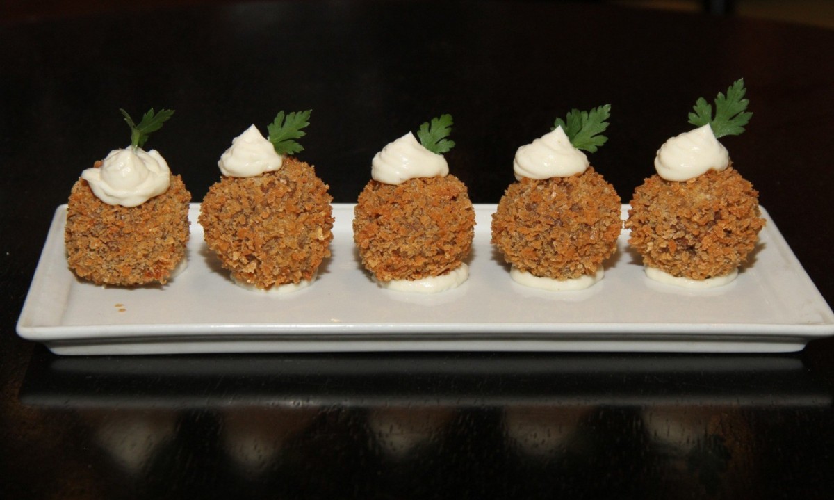 Croquete de costela com aioli (R$ 44,90)