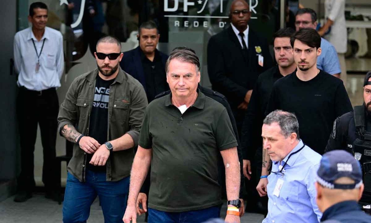 Cresce a pressão no Congresso Nacional para anistia Jair Bolsonaro e outros condenados -  (crédito: PABLO PORCIUNCULA/AFP – 14/9/25)