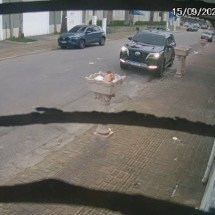 Ex-delegado foi morto em Praia Grande minutos após deixar o trabalho; veja passo a passo - Reprodução/Câmera de segurança