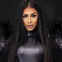 Cantora Medrado sofre queimaduras após realizar ninfoplastia sem cortes - Reprodução/Instagram