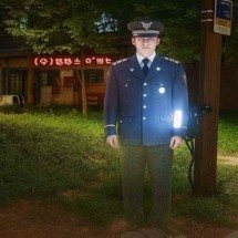 Hologramas de policiais fazem crimes diminuírem 22% na Coreia - Reprodução / redes sociais