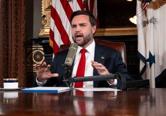 Os funcionários que estão sendo demitidos por postagens sobre o assassinato de Charlie Kirk