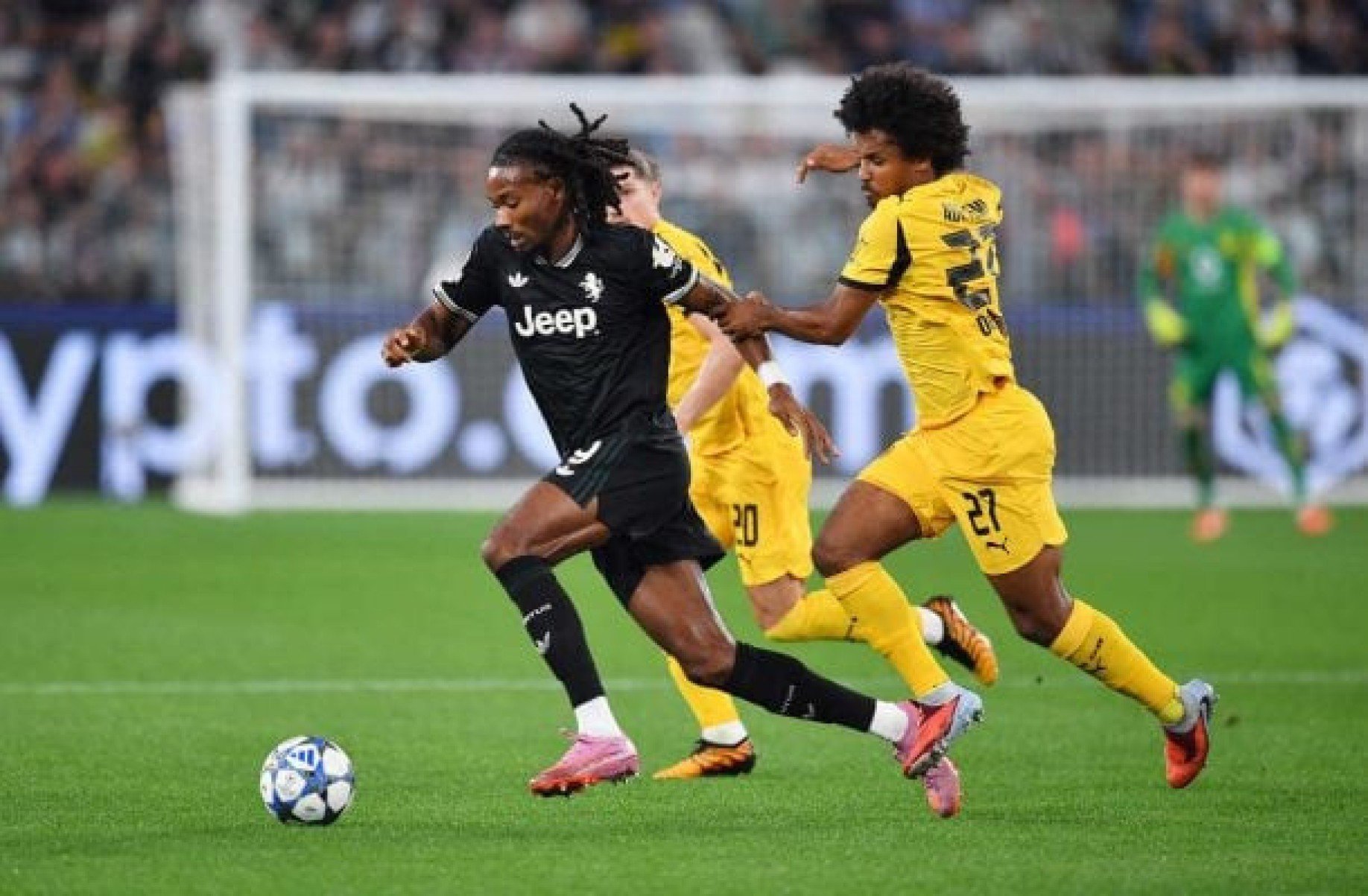 Em jogo maluco, Juventus busca empate contra o Dortmund na estreia na Champions