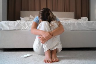 A dor invisível da endometriose e seu impacto na saúde mental feminina