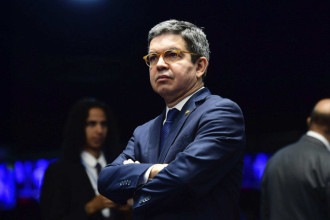 PEC da Blindagem não vai sequer tramitar no Senado, diz Randolfe