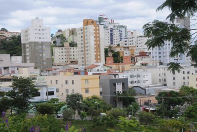 Bairro Alípio de Melo, em Belo Horizonte, foi uma das regiões onde moradores relataram ter ouvido barulhos ou sentido tremores -  (crédito:  Beto Novaes/EM/D.A Press)