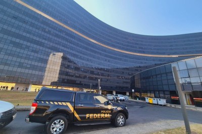 Operação Rejeito, deflagrada pela Polícia Federal (PF), cumpre mandados de prisão preventiva e busca e apreensão em Minas gerais, incluindo Belo Horizonte -  (crédito: Jair Amaral/EM/DA Press)