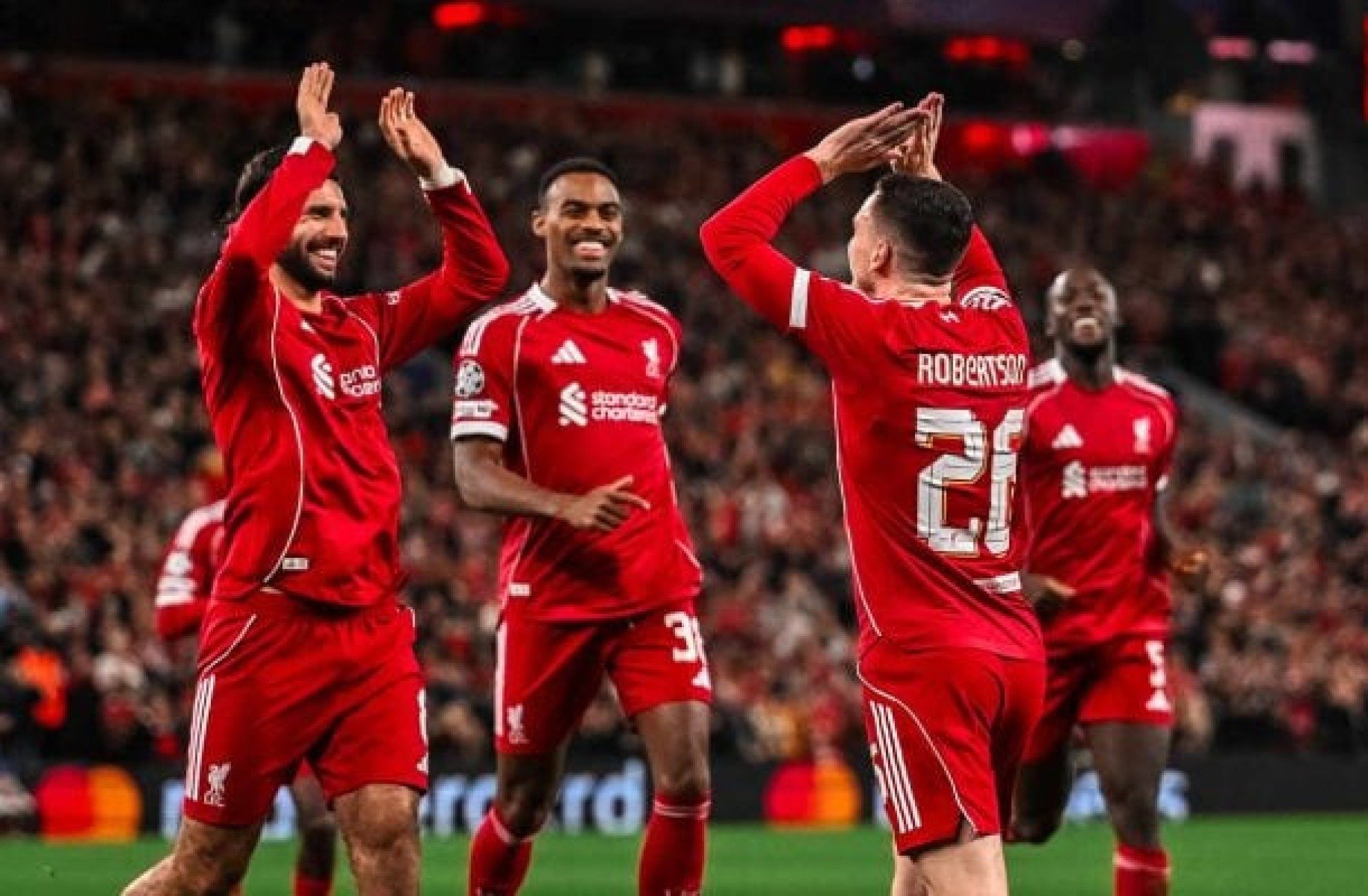 Com fim eletrizante, Liverpool bate o Atlético de Madrid na estreia pela Champions