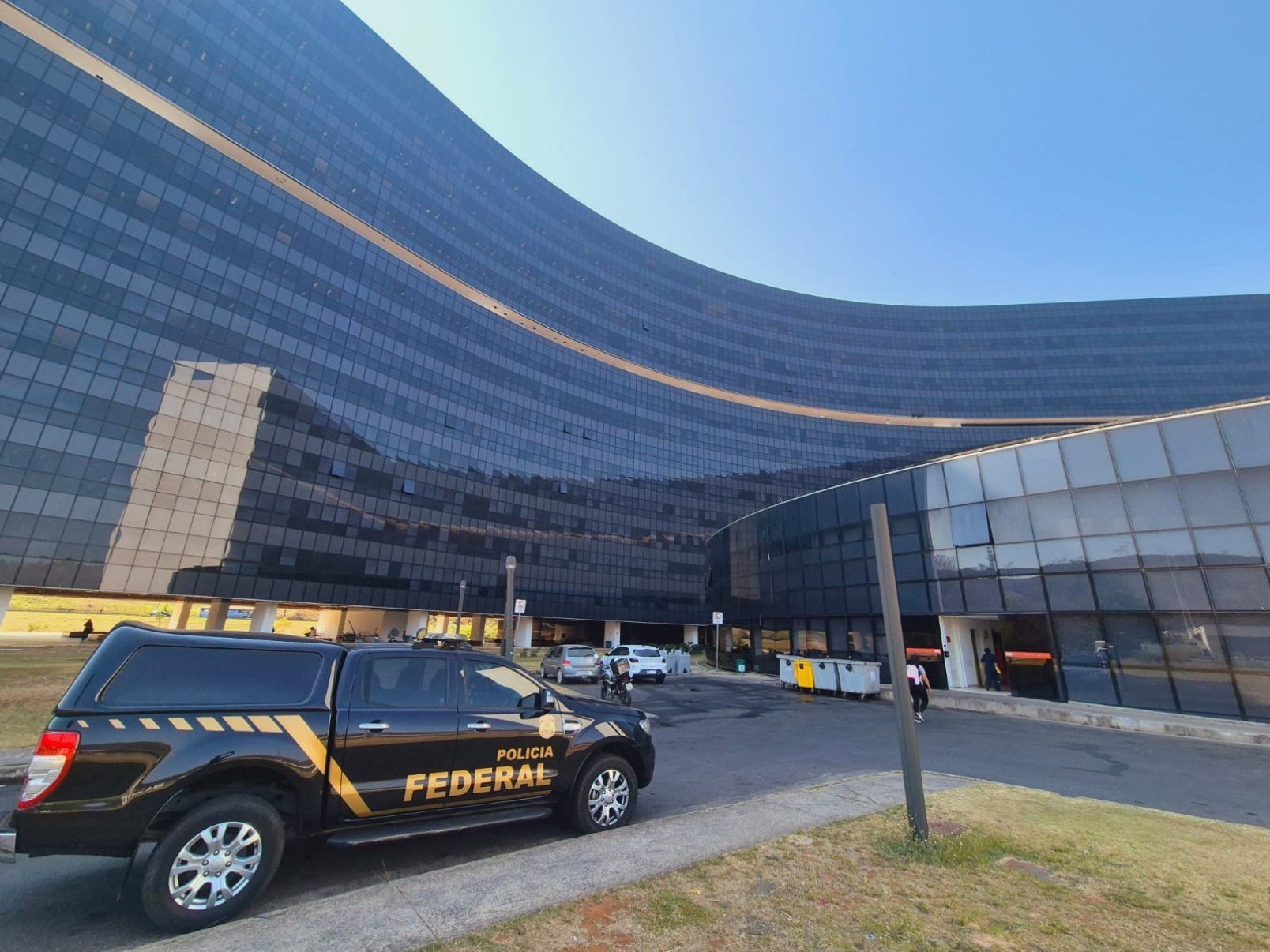 Operação Rejeito: PF cumpre mandados de prisão em BH e Minas Gerais