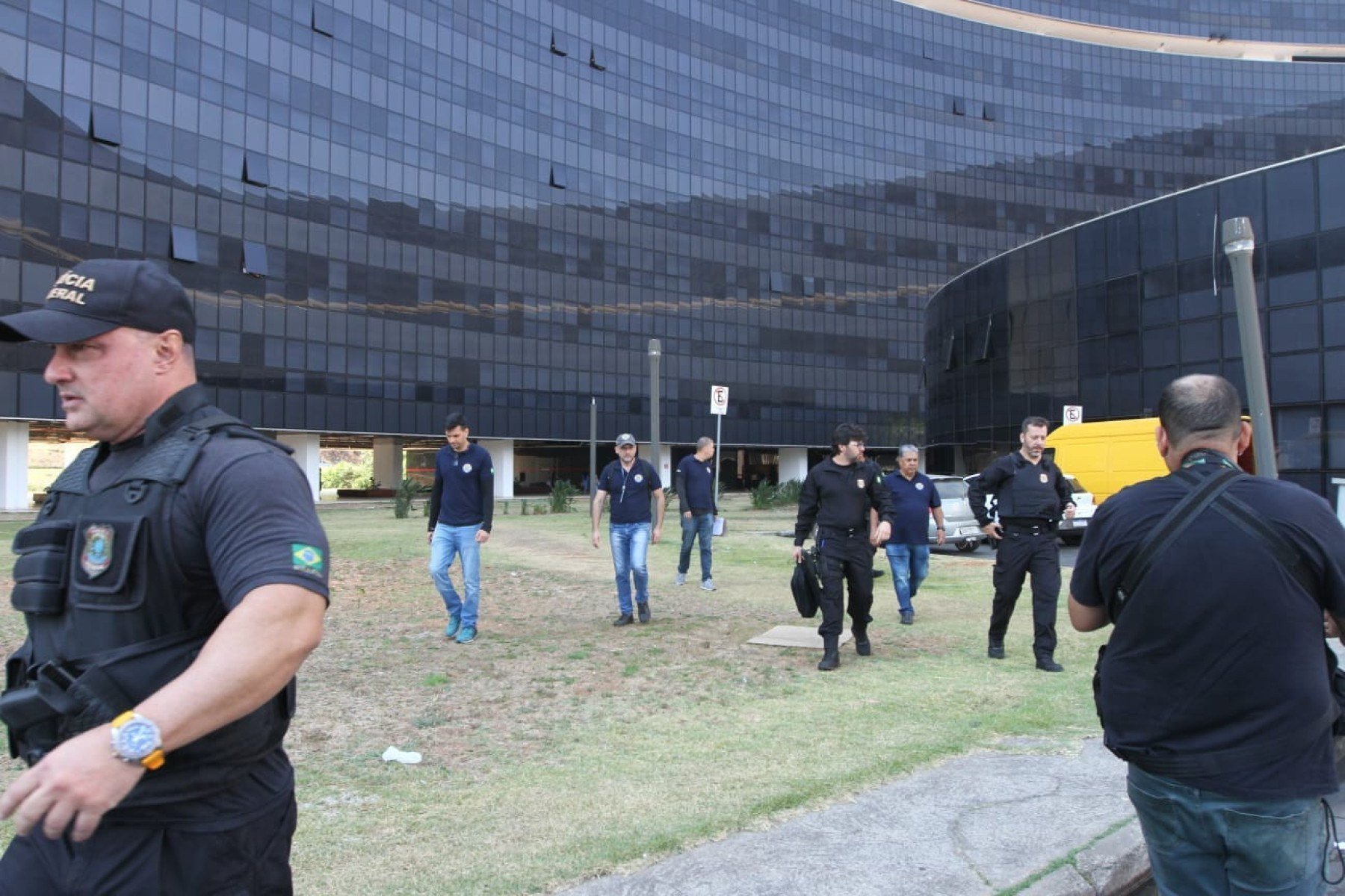 Operação Rejeito, deflagrada pela Polícia Federal (PF), cumpre mandados de prisão preventiva e busca e apreensão em Minas gerais, incluindo Belo Horizonte