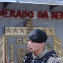 Suspeito de invadir apartamento em BH é preso horas após o crime - Alexandre Guzanche/EM/D. A. Press