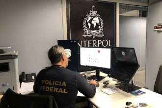 Procurados pela Interpol são deportados dos EUA e presos em Confins