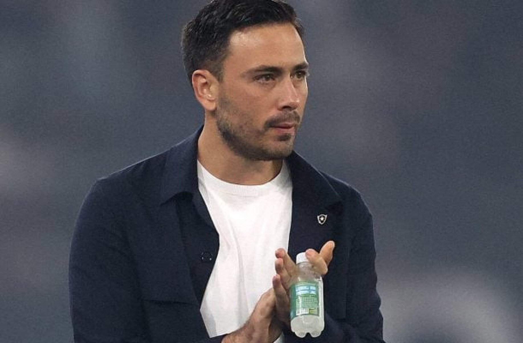 Textor não pretende fazer mudanças e prega paciência com trabalho de Davide no Botafogo
