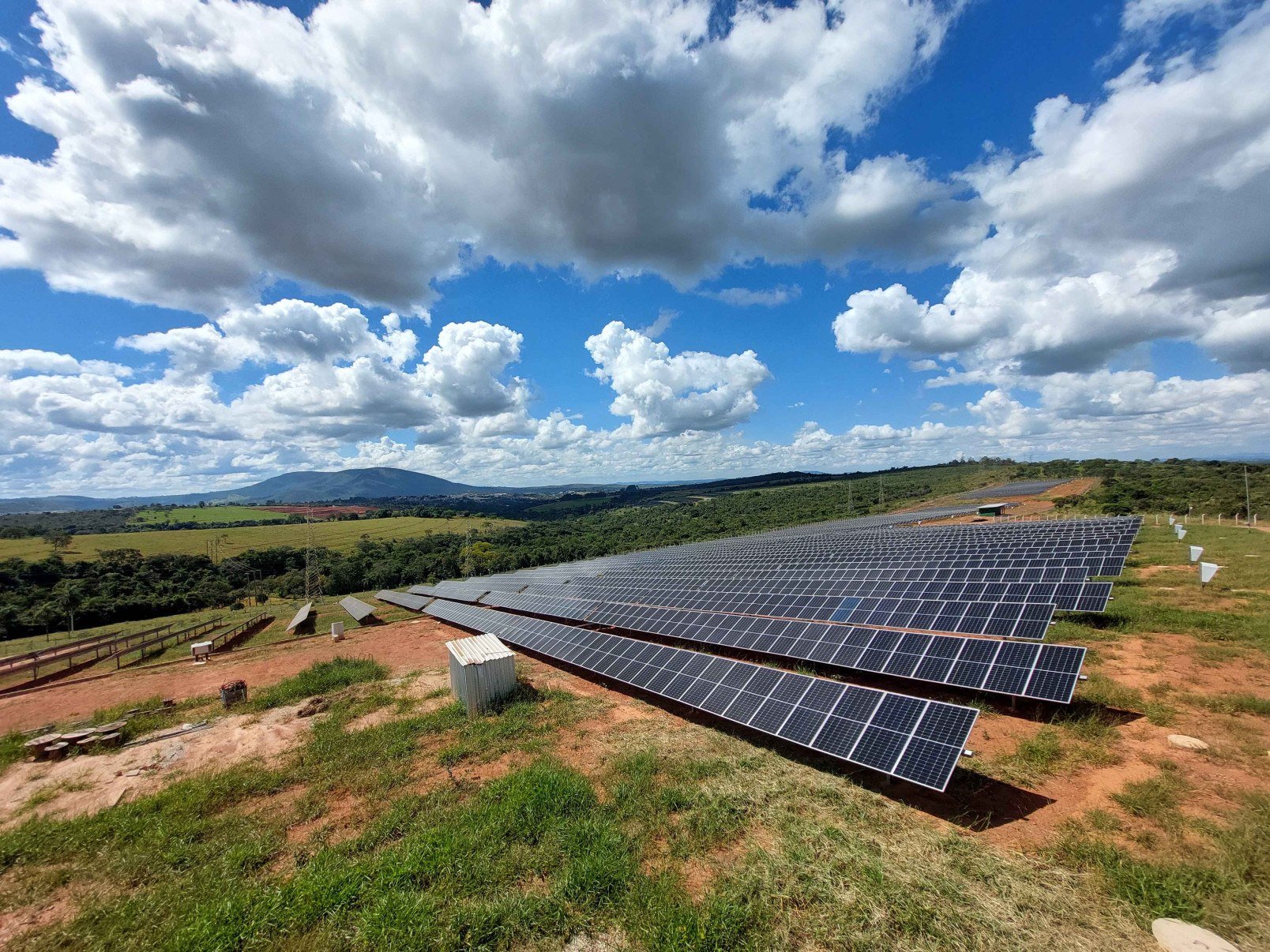 Energia solar por assinatura avança em Minas Gerais - DINO